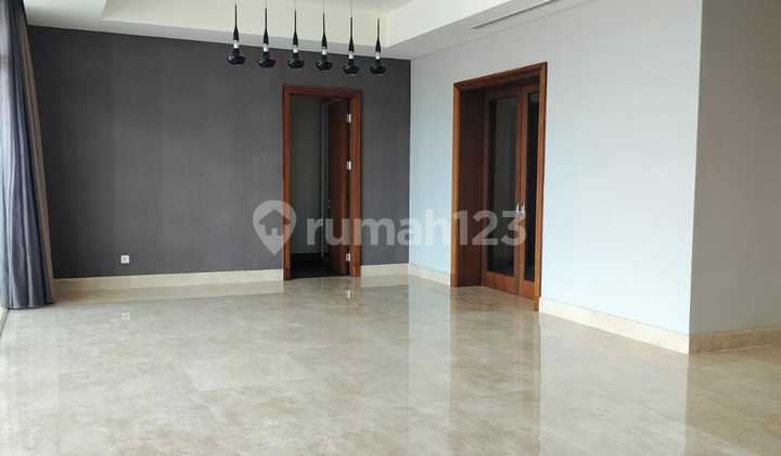 Disewa Apartemen Mewah Pakubuwono Signature 4 Br + Studio Room
