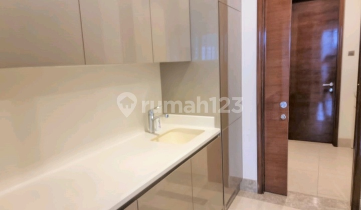 Apartemen Disewa di District 8 Scbd 4 Br Luas 249 M² Harga 2026 2