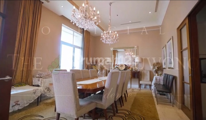 Sewa Apartemen The Pakubuwono Residences 3 Br + Junior Penthouse 2