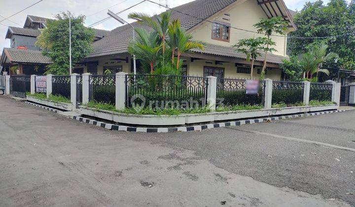 Rumah Kota Bandung Buah Batu jl Suryalaya 2 Lantai SHM Bagus 1