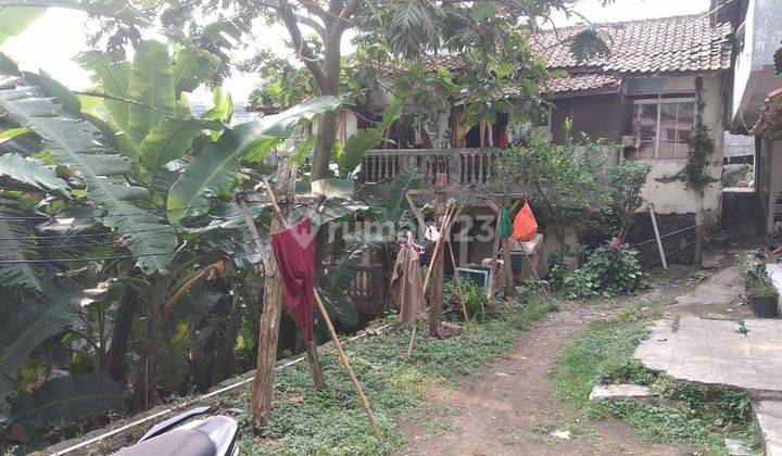 Rumah Hitung TANAH di Jl Cipedes Tengah SHM 2