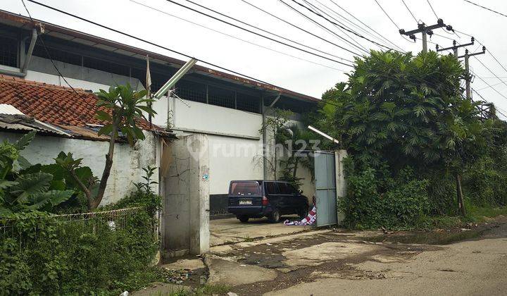 Ex pabrik garmen cocok untuk gudang sangat strategis 1550 m 2