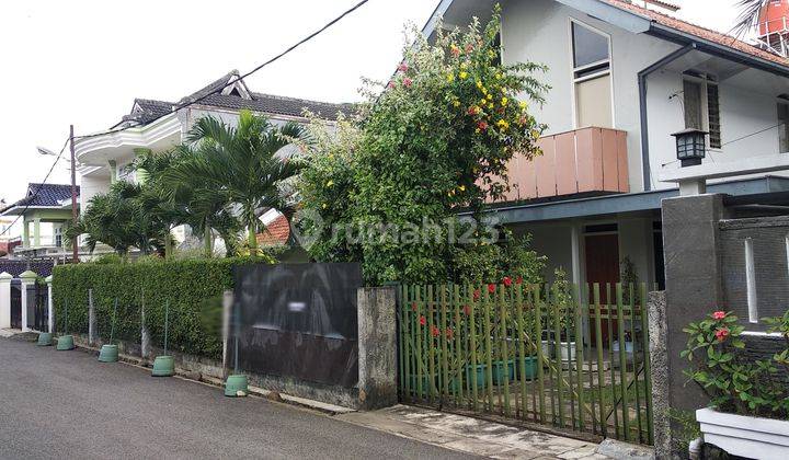 Rumah kota Bandung dekat gedung sate SHM di jl trs Katamso - Supratman 2