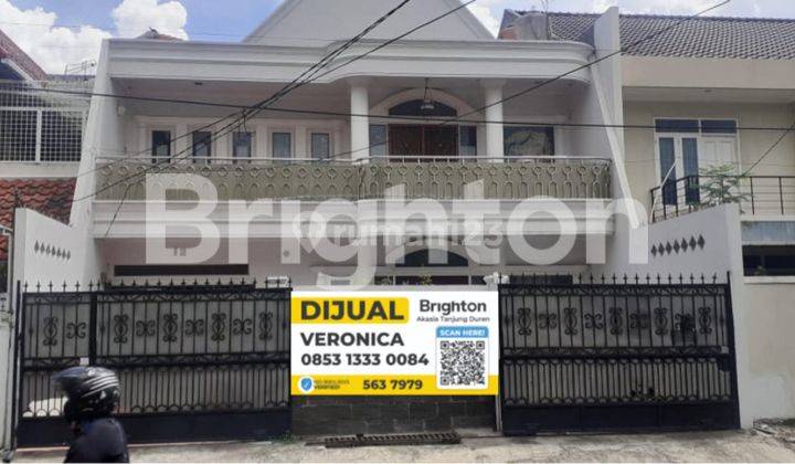 RUMAH 2 LANTAI FURNISHED BANGUNAN OK BEBAS BANJIR 1