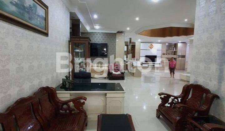 RUMAH MEWAH FULL FURNISHED 2 LANTAI DI KELAPA GADING JAKARTA UTARA 2