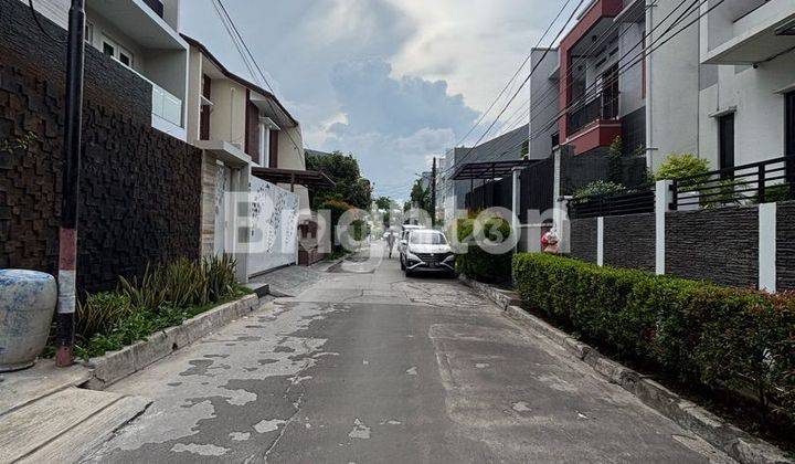 RUMAH BARU 2 LANTAI GREEN VILLE SIAP HUNI ROW JALAN LEGA KOMPLEK TENANG DEKAT PUSAT KULINER DAN PERBELANJAAN 2