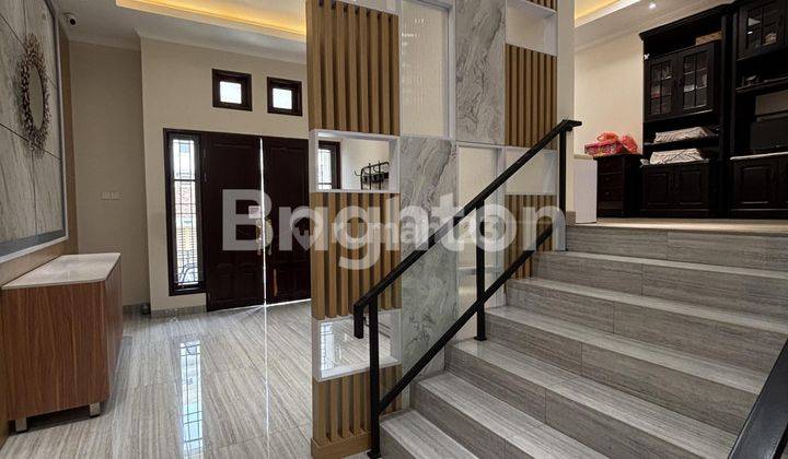 RUMAH 3.5 LANTAI CANTIK MEWAH GREEN GARDEN RESIDENCE FULL FURNISHED PREMIUM HUNIAN TENANG NYAMAN BEBAS BANJIR 1