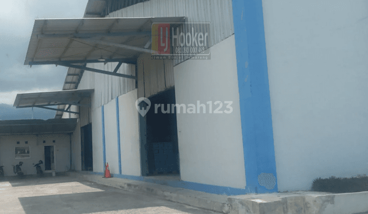 Gudang bagus dilengkapi kantor dekat pintu tol Bawen 1