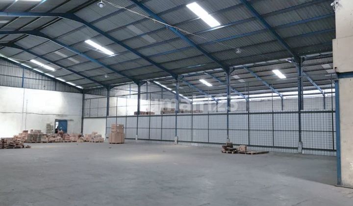 Gudang Bagus fasilitas kantor dekat pintu tol di Raya Pantura 