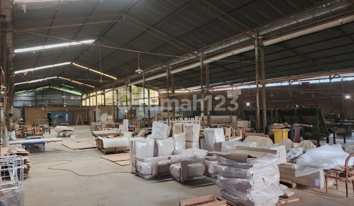 Ready-to-use Ex-Factory Warehouse Near Toll Road 2