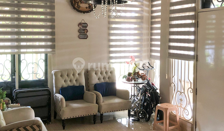 Nice Semi-Furnished House Hook Lake Green Lake City