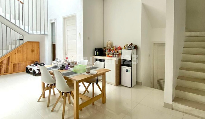 House, 3 Floors, Ready to Occupy Emerald Residence Bintaro 2