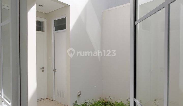 Rumah 2 Lantai Bagus Grandura Lavon Tangerang 2