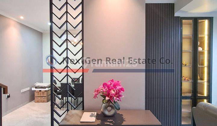 Rumah 2 Lantai Bagus Furnished Flamingo The Springs Summarecon 2