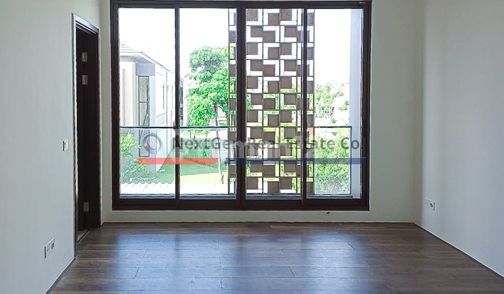 Rumah Hoek 2 Lantai Bagus Cluster Aure Mozia Bsd 2