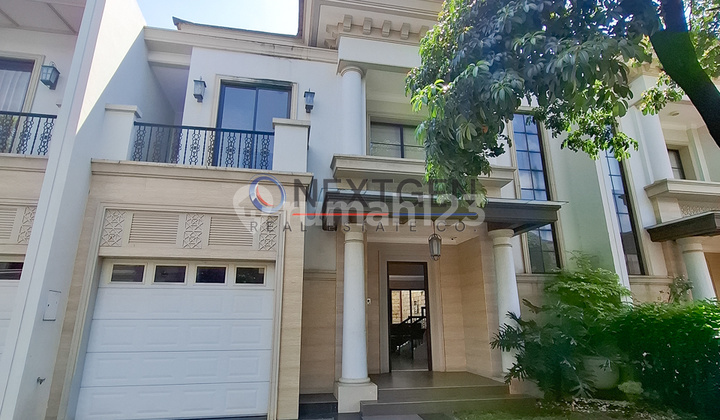 Rumah 2 Lantai Bagus Cluster Jadeite De Park Bsd City