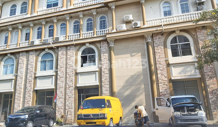 Ruko Green Lake City Semi Furnished Ruko Green Lake City Semi Furnished