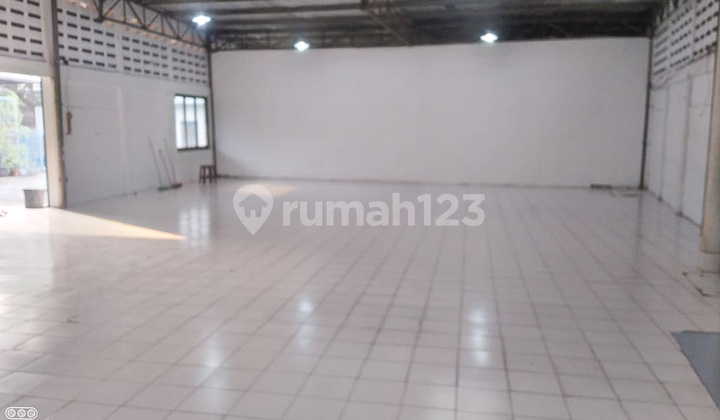 Good Warehouse 1000 m2 Cipondoh, Tangerang