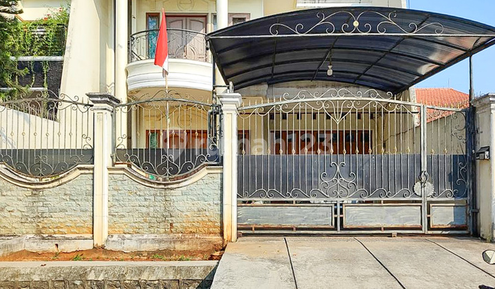 2-Story House Plot DKI Meruya West Jakarta