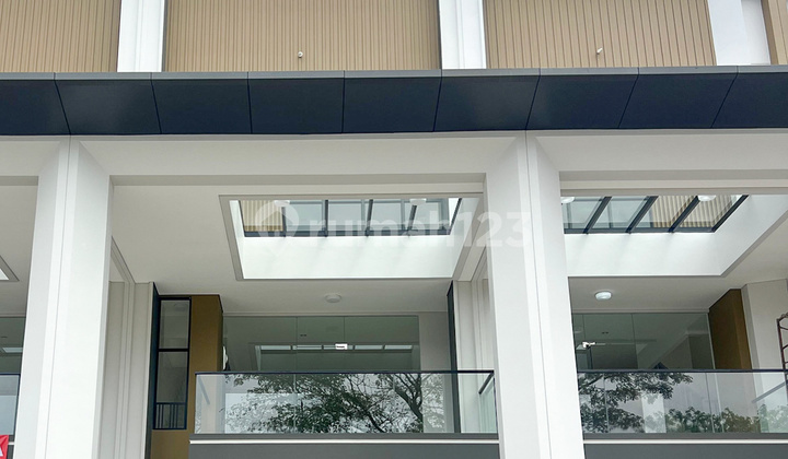 Semi-Furnished Menteng Studio Loft Shop House