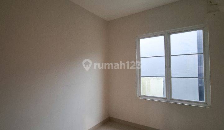 Rumah 2 Lantai Bagus Trimezia Gading Serpong 2