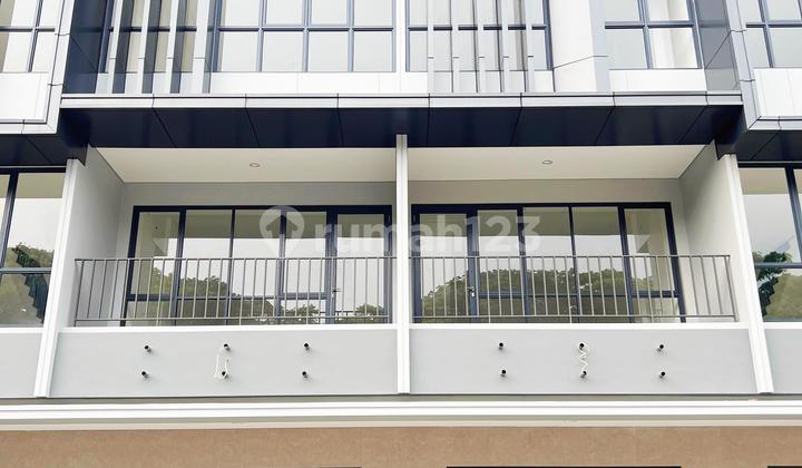 Near Toll Access, Shophouse, 3-Storey Shophouse Greenwich Business Park Bsd Near Toll Access, Shophouse, 3-Storey Shophouse Greenwich Business Park Bsd