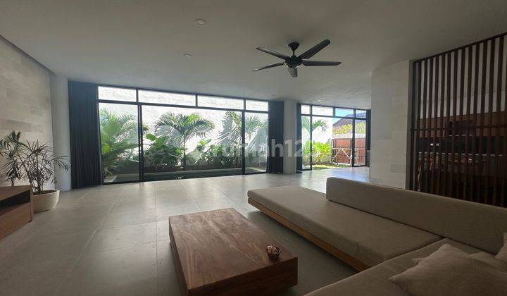 Brand New Villa Full Furnished Near Canggu SHM - Certificate of Ownership 2