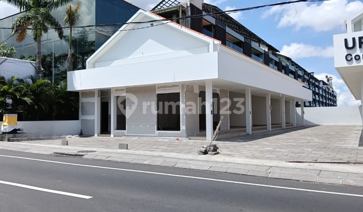 Strategic Store in Umalas Suitable for Business
