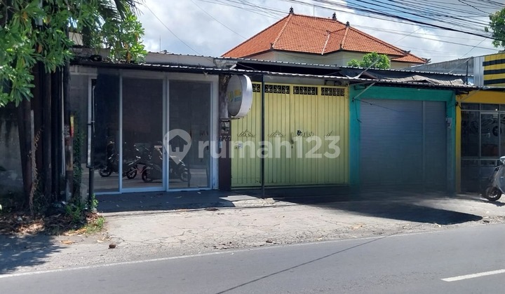 Rental of Strategic Shop in Renon 1