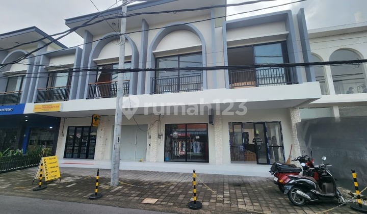 Shop for Rent - New Building, Modern and Strategic Appearance Shop for Rent - New Building, Modern and Strategic Appearance