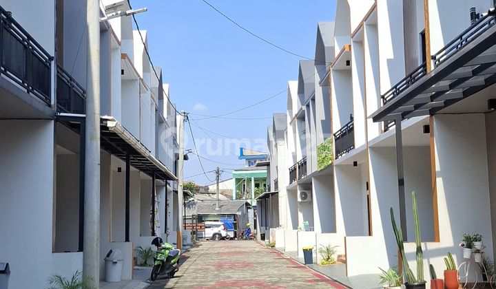 HOUSE IN CISALAK WITH 45M² LAND, MILLION RUPIAH BONUS 1