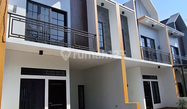 Easy Access to Jakarta and Bogor, READY TO OCCUPY House in Cisalak 1