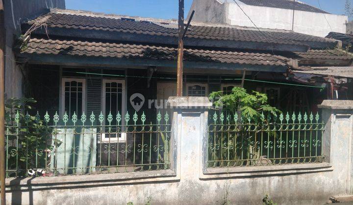 Jual Rumah Lama Hitung Tanah Saja di Riung Bandung 2