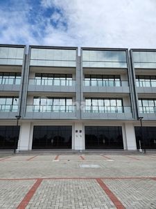 Disewakan Ruko di Ruko Soho Ebony Pik Harga 500 Juta Disewakan Ruko di Ruko Soho Ebony Pik Harga 500 Juta