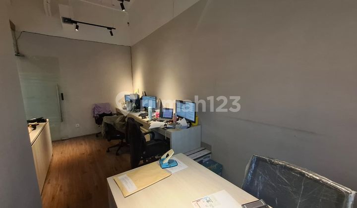 For Rent (available March 5, 2026) Gold Coast Office
Area: 117m
Fully Furnished
Price: 300k/month/negotiable For Rent (available March 5, 2026) Gold Coast Office
Area: 117m
Fully Furnished
Price: 300k/month/negotiable