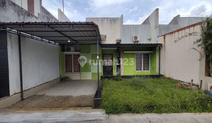 Rumah Bagus Unfurnished HGB di Bsi Residence, Batam 1