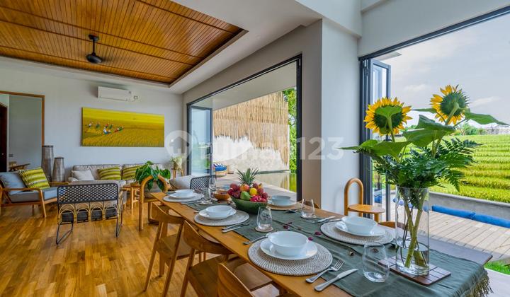 DIJUAL : Villa Mewah dengan View Sawah & Sungai di Pererenan, Bali