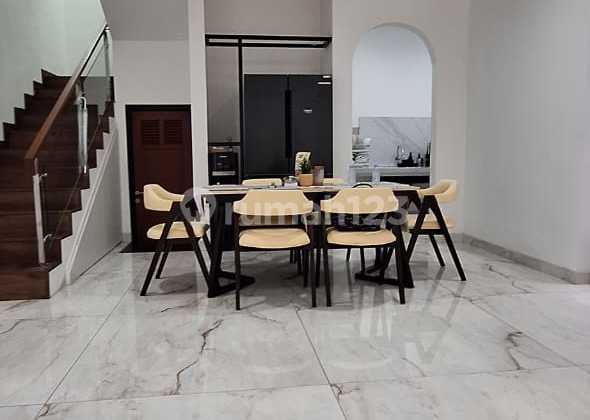 Dijual Rumah Siap Huni di Kebon Jeruk, Jakarta Barat