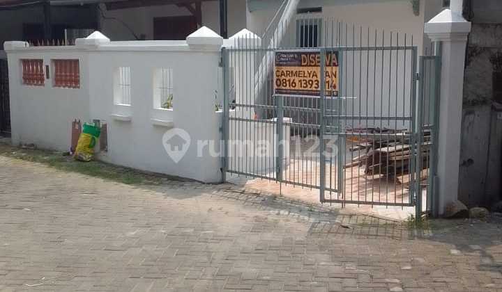 Dijual Rumah Nyaman di Taman Harapan Baru.