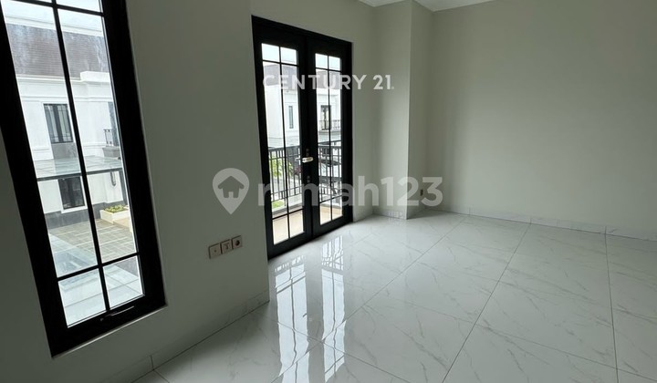 Disewaka Rumah Brand New Di Summarecon Crown Gading Bekasi 2