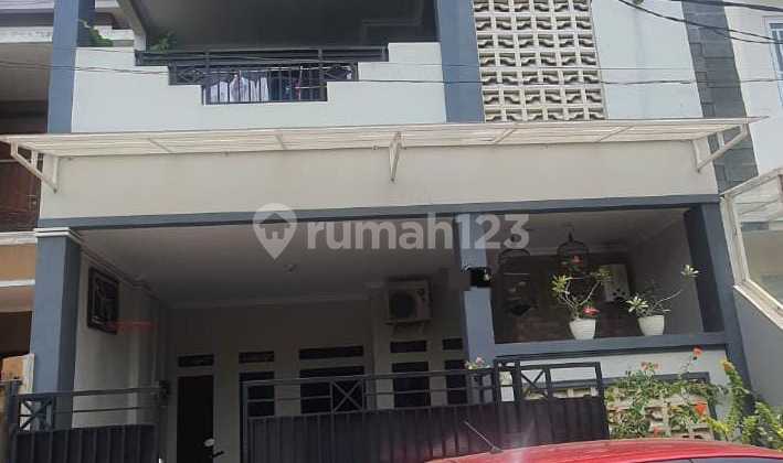 Dijual Rumah Minimalis di Permata Harapan Baru Lokasi di Apit oleh 2 Stasiun kereta KRL (Cakung dan Kranji) Dijual Rumah Minimalis di Permata Harapan Baru Lokasi di Apit oleh 2 Stasiun kereta KRL (Cakung dan Kranji)