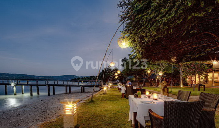 Rh-046 Beachfront Resort For Sale In Gili Gede With Villas & Full Facilities
