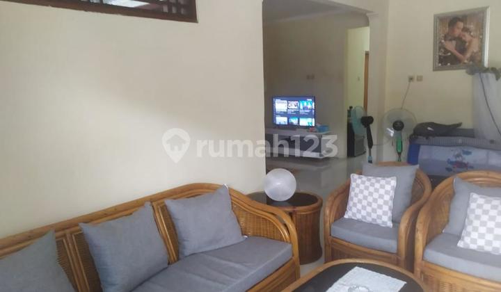 Dijual rumah nyaman di Perum Harapan Jaya Jl Jayawijaya SHM Timur 1