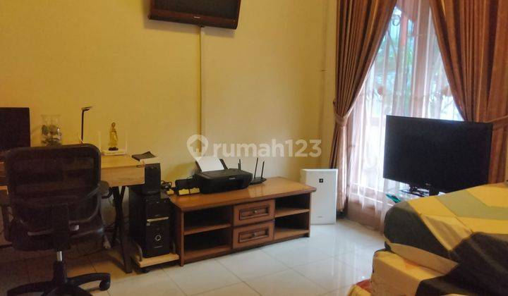 Dijual Rumah Shm Bagus Siap Huni di Permata Buana 2