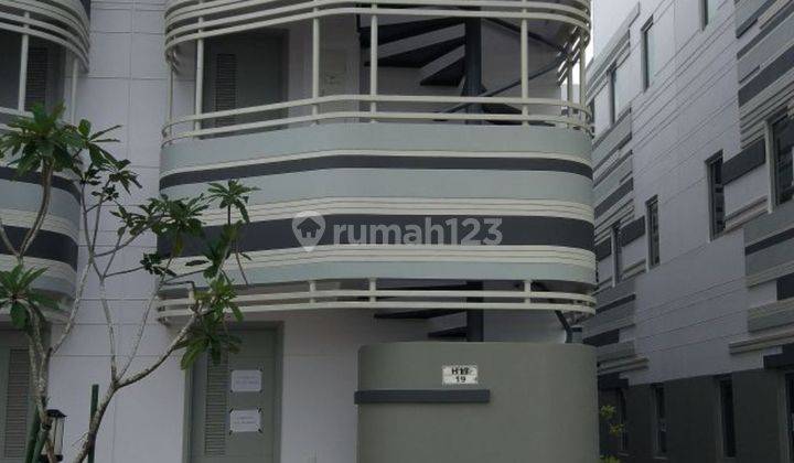 di jual Rumah kost anarta hanya park bsd 1