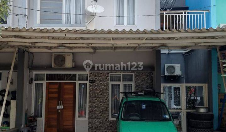 Jual  rumah di Adipati graha raya bintaro 1