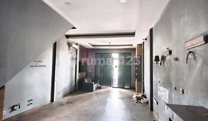 For Sale Modern Market Shophouse Paramount Owadddekuuoa