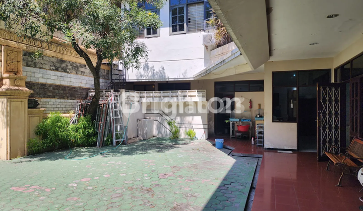 Kertajaya Indah, Luxuriously Maintained and Very Clean, Feels Homey.