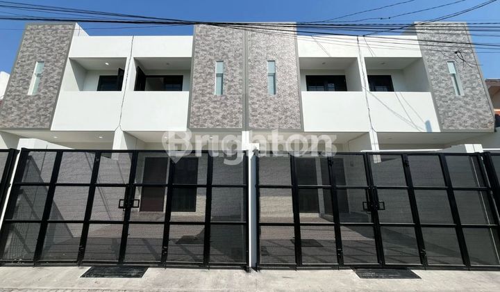 New Minimalist House in Setro, Only 300 Meters from Raya Kenjeran, close to Lebak, Karang Asem, Kapas Krampung, Rangkah, Kedung Cowek.