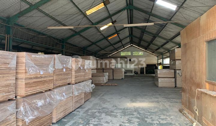 Gudang, Ex Pabrik Kayu Full Konstruksi Besi Di Ngoro, Mojokerto